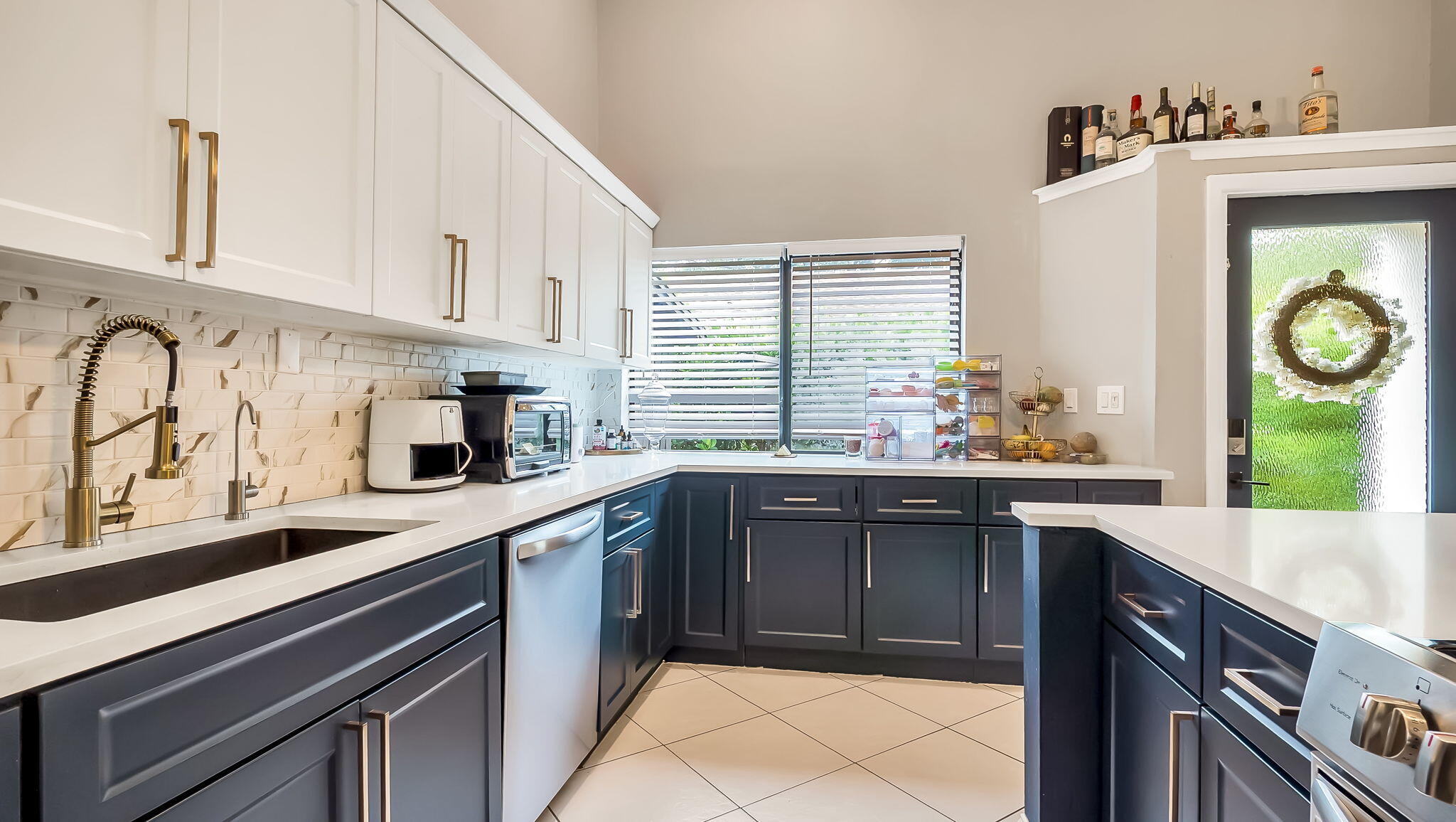 SHADYWOODS PH TWO - Residential Lease