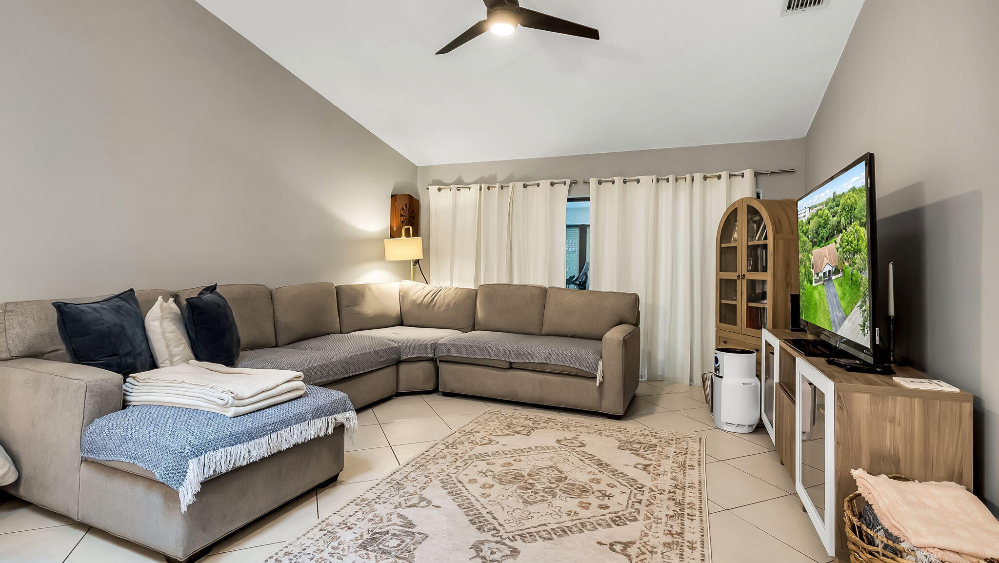 SHADYWOODS PH TWO - Residential Lease