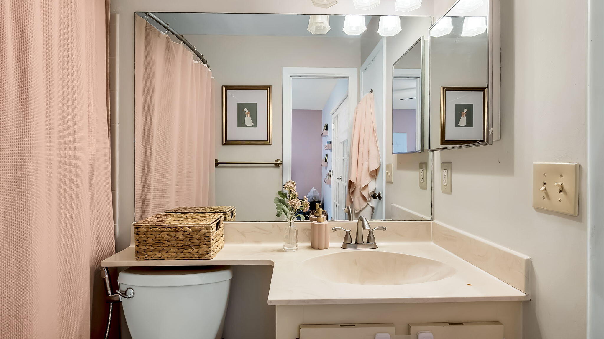 SHADYWOODS PH TWO - Residential Lease