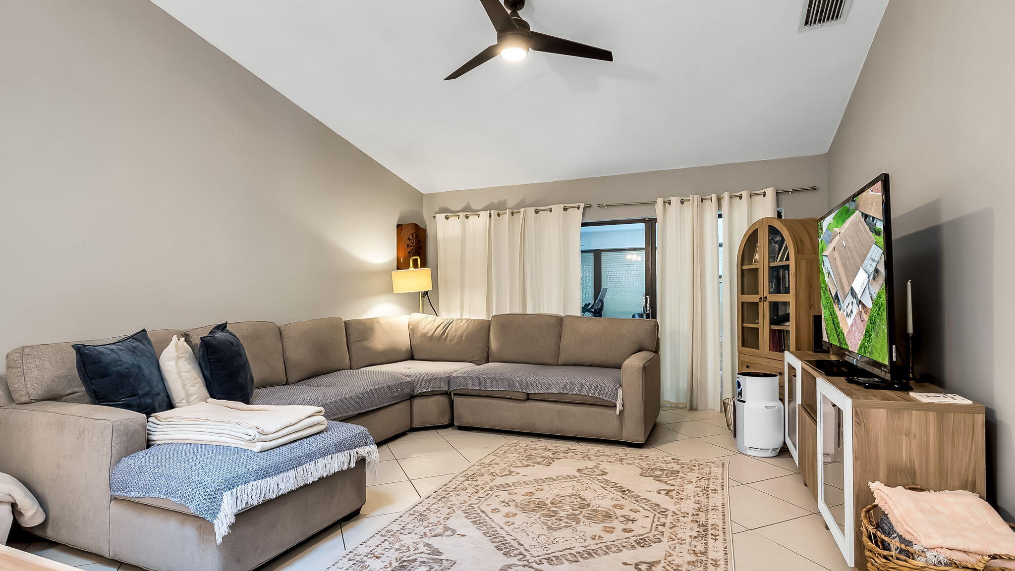 SHADYWOODS PH TWO - Residential Lease