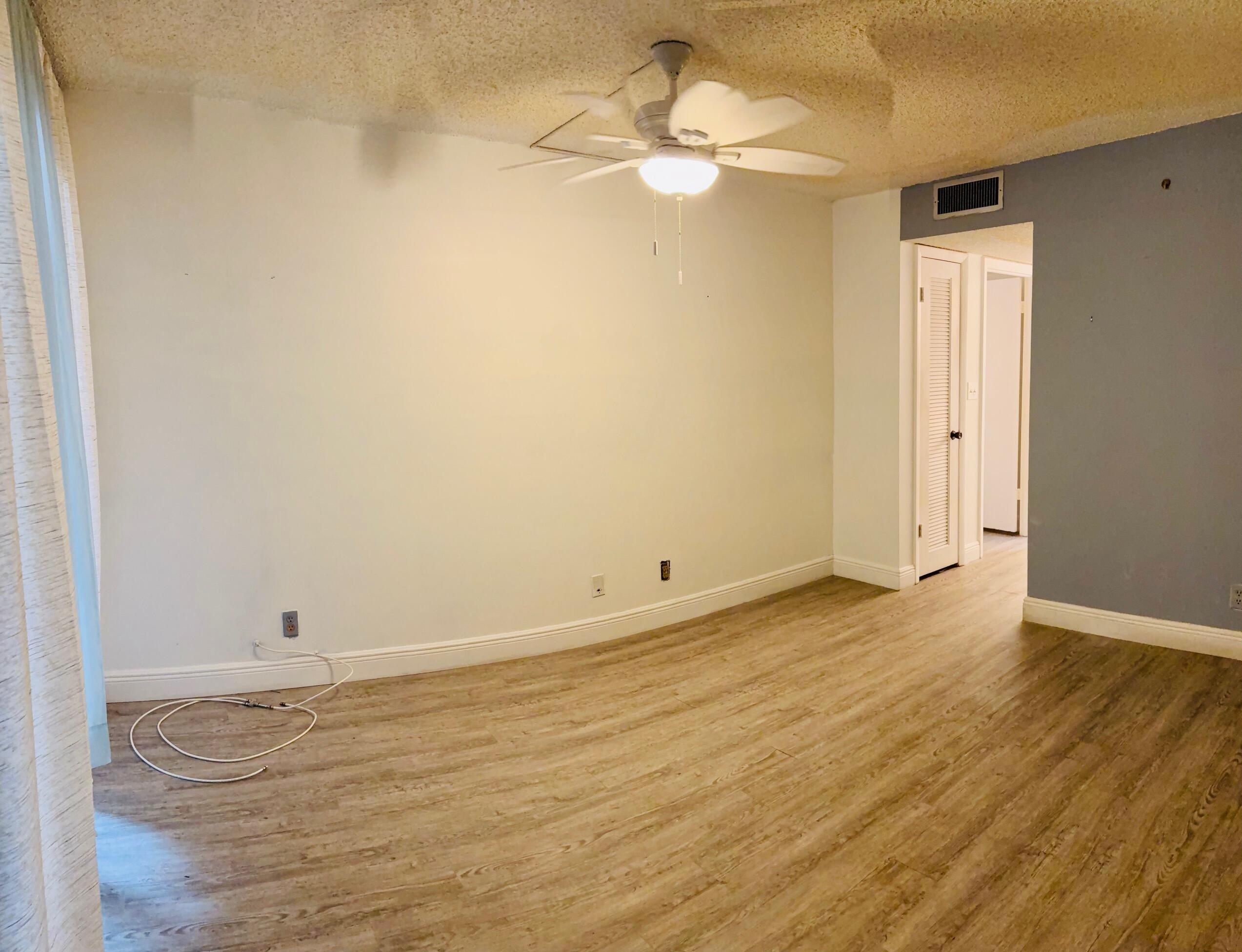 CYPRESS BEND I-B AND I-C CONDO - Residential