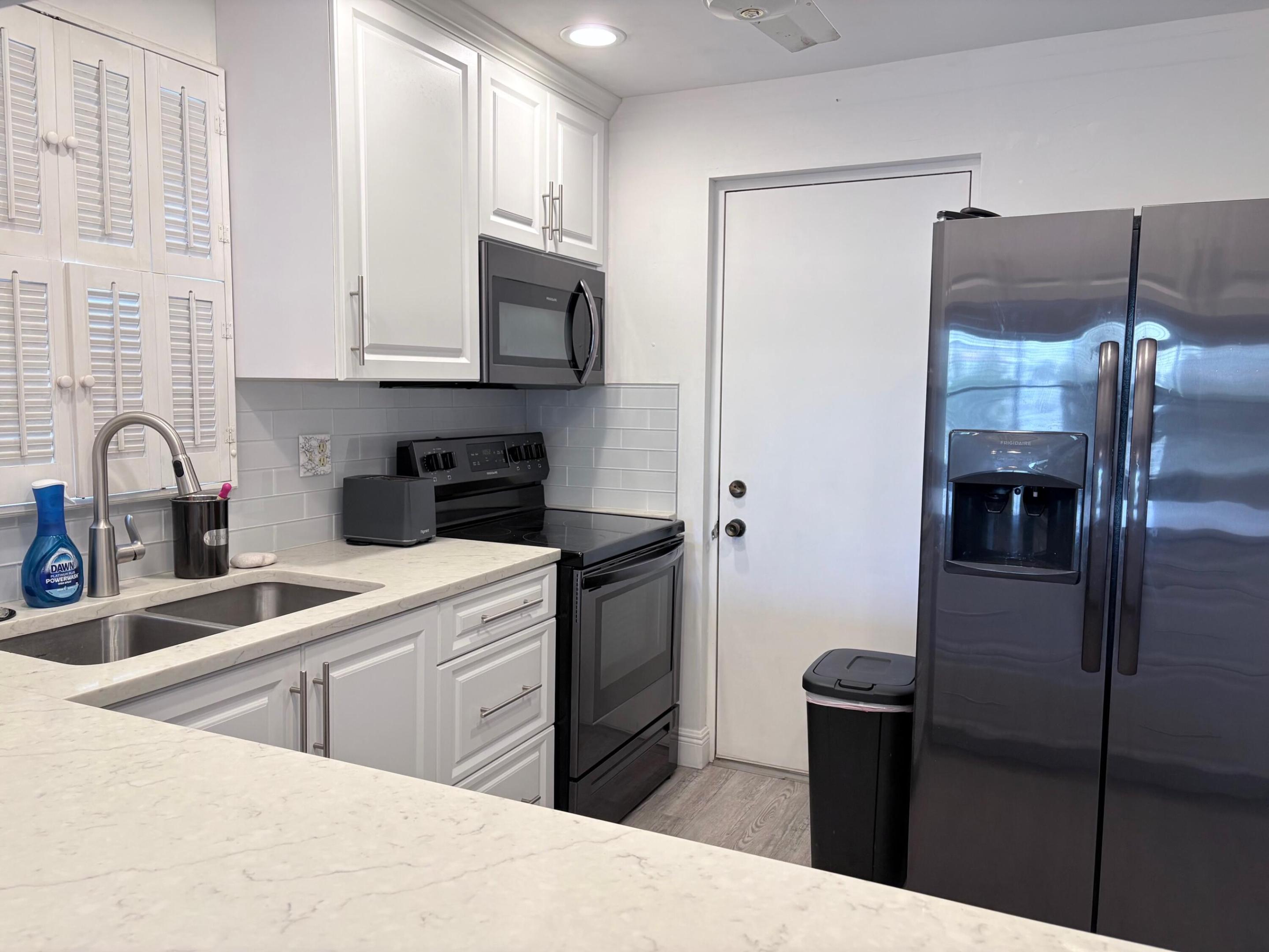 CYPRESS BEND I-B AND I-C CONDO - Residential