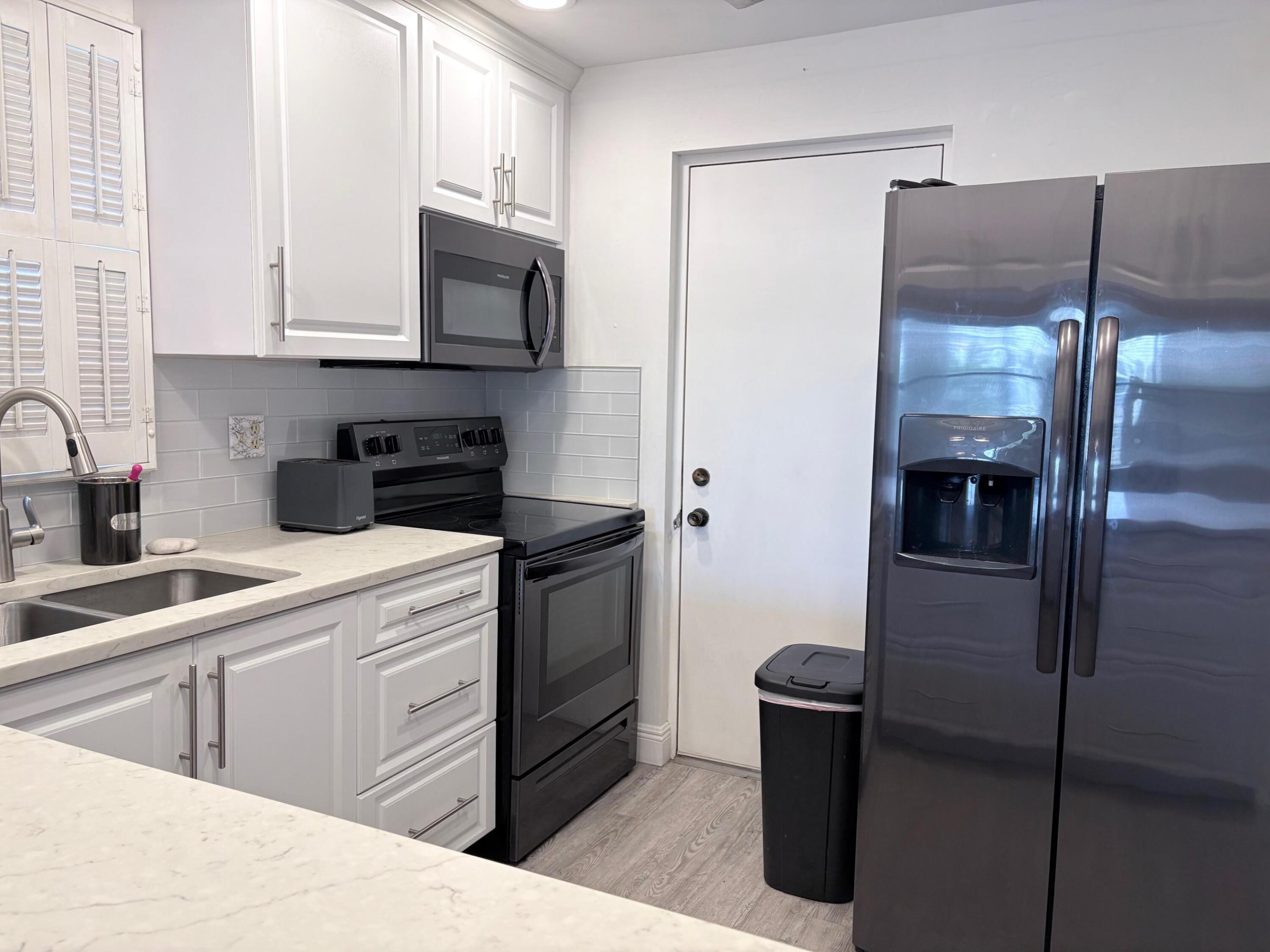 CYPRESS BEND I-B AND I-C CONDO - Residential