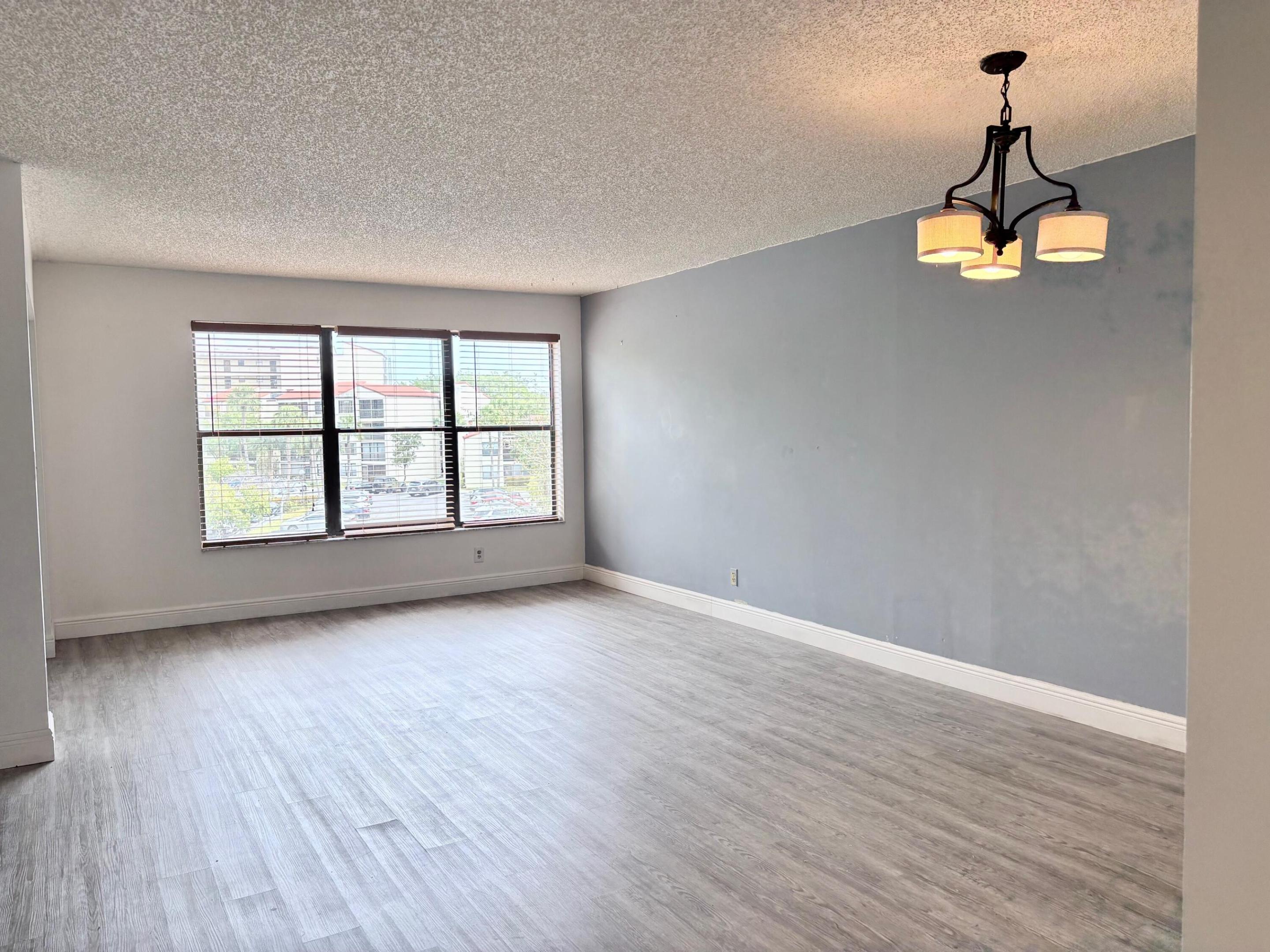 CYPRESS BEND I-B AND I-C CONDO - Residential