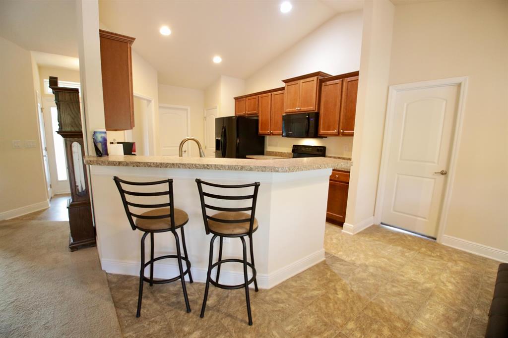 VERO LAKE ESTATES UNIT R - Residential