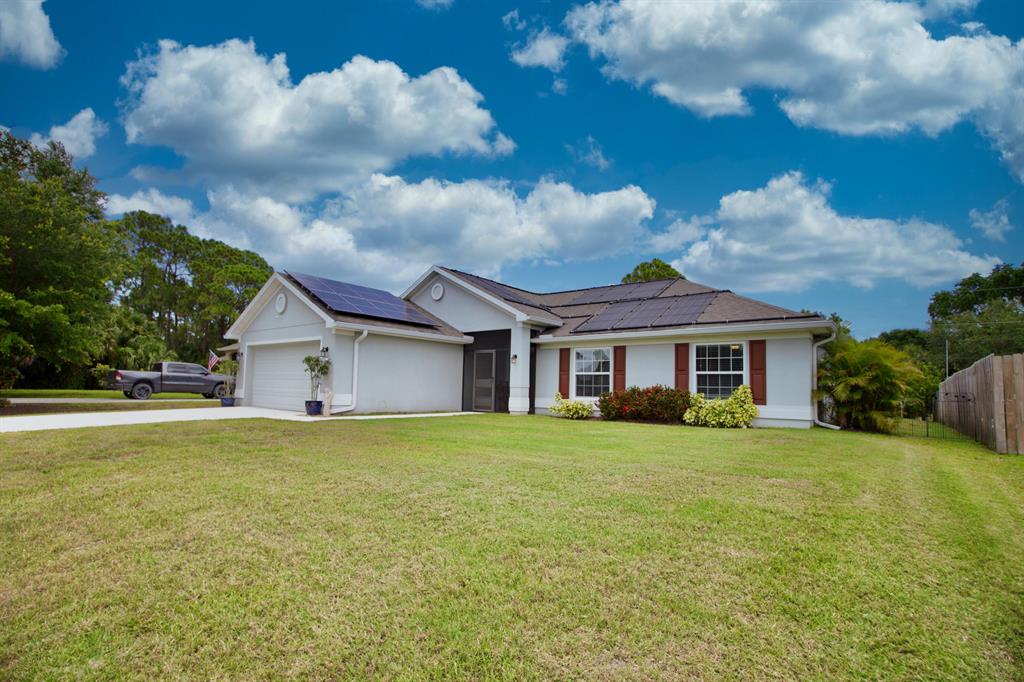 VERO LAKE ESTATES UNIT R - Residential