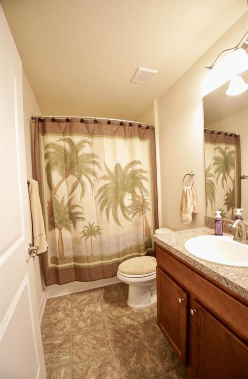 VERO LAKE ESTATES UNIT R - Residential