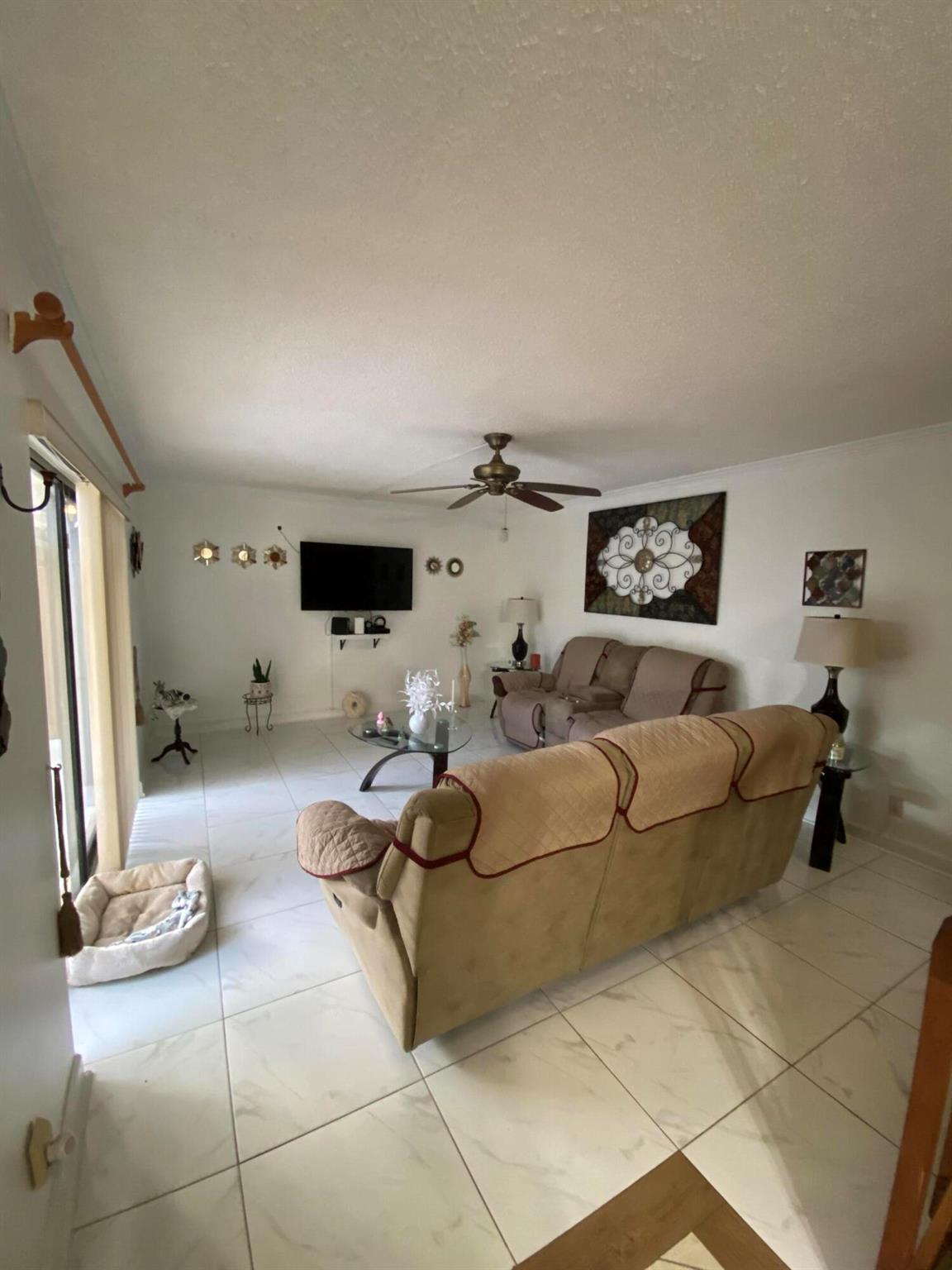 FOREST LAKES - Residential