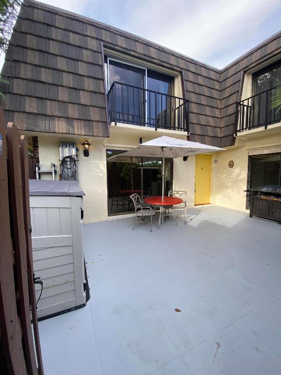 1674 Forest Lakes Circle A