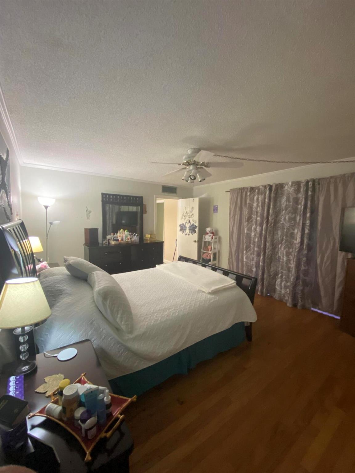 FOREST LAKES - Residential