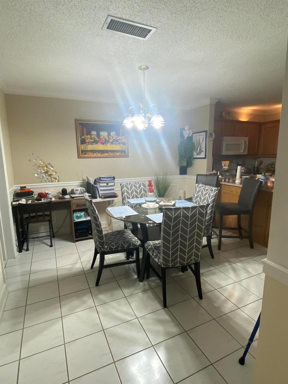 FOREST LAKES - Residential