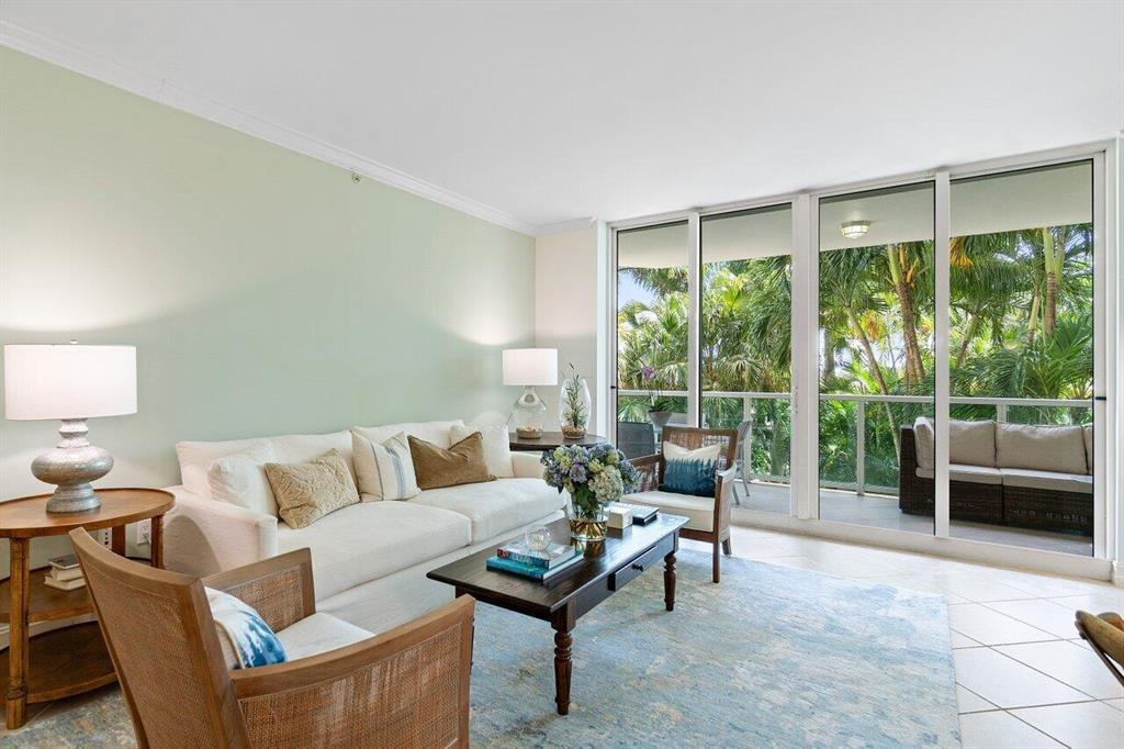 TOWNSEND PLACE CONDO - Residential