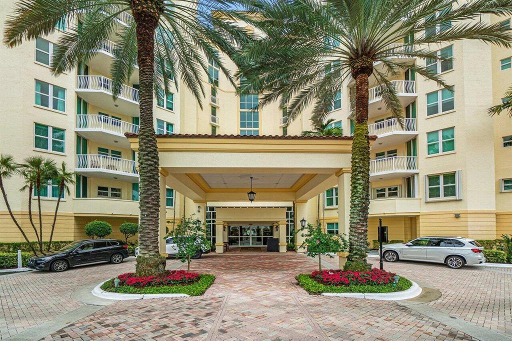 TOWNSEND PLACE CONDO - Residential