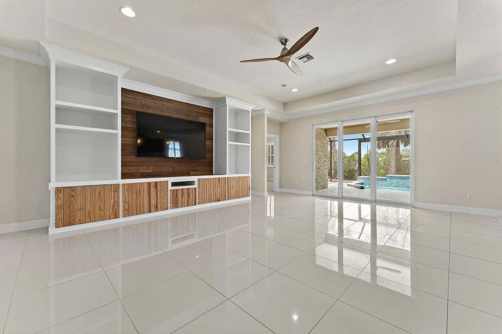 Photo of 7362 SW Kantner Drive, Stuart, FL 34997 (MLS # R11002733)