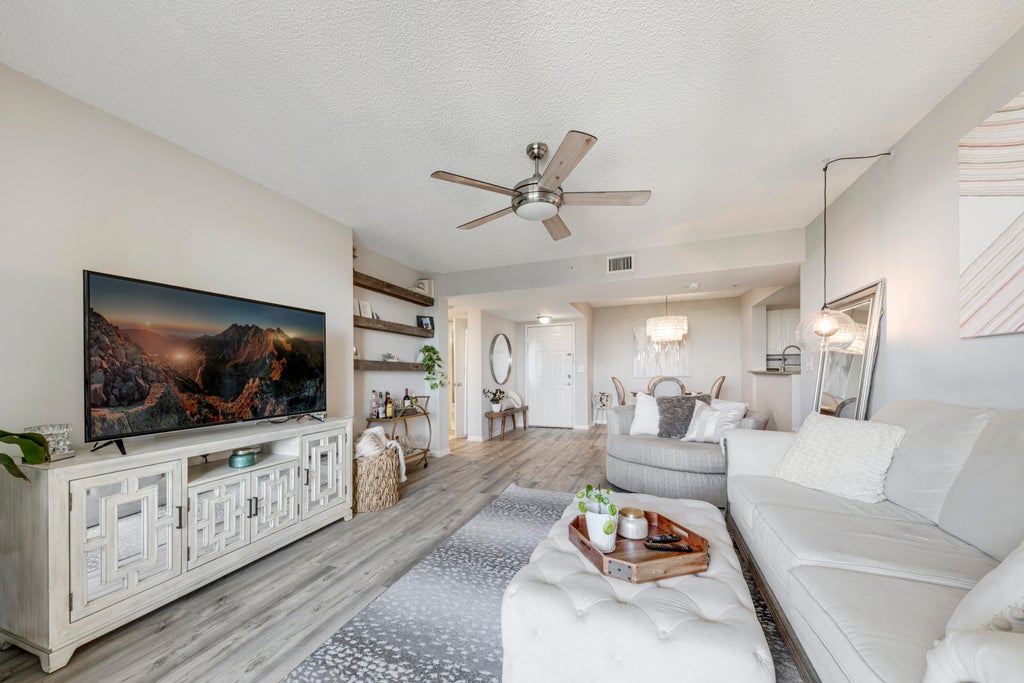 Photo of 520 SE 5TH Avenue #1609, Fort Lauderdale, FL 33301 (MLS # B26072153)