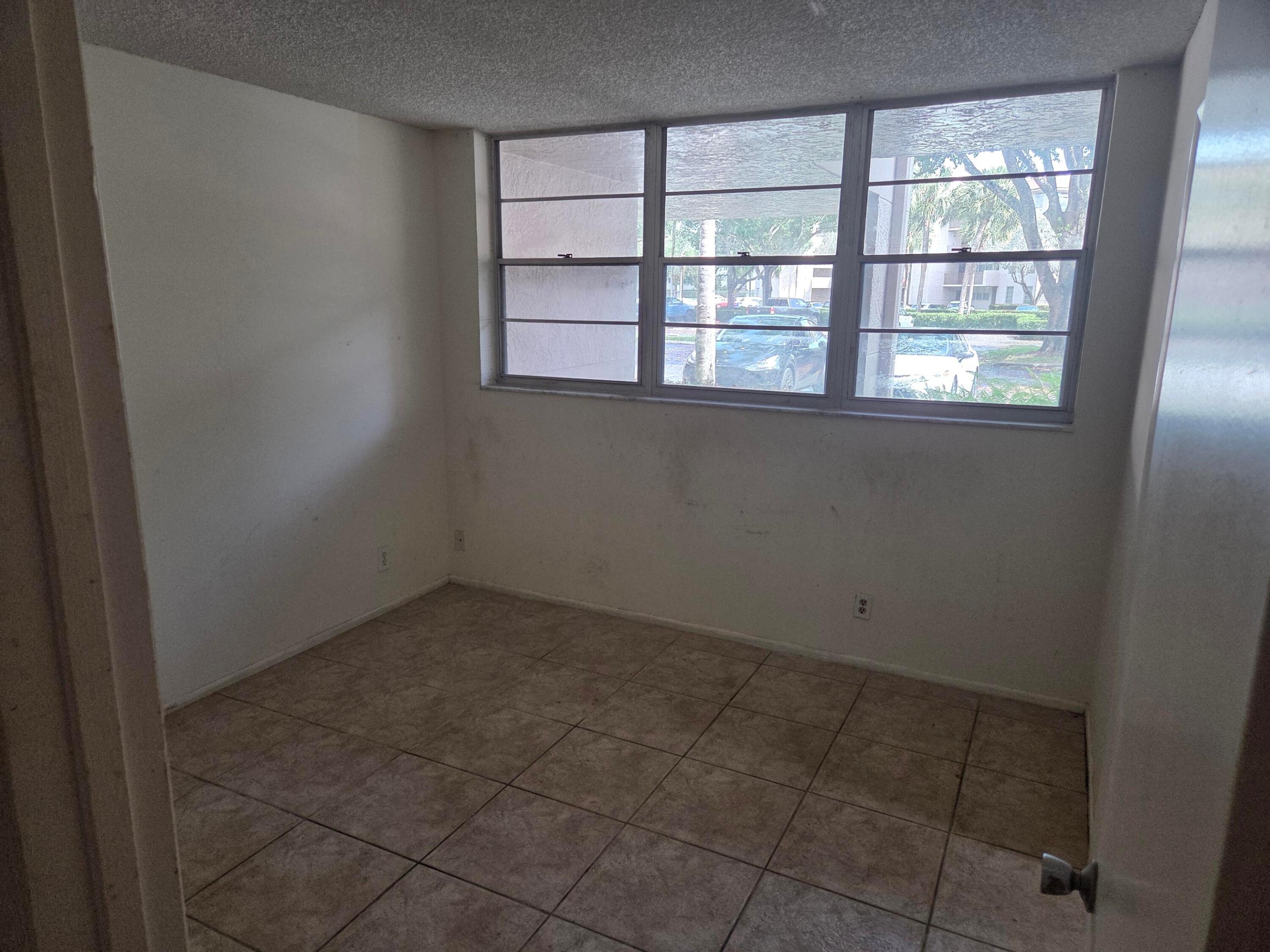 Pine Island Ridge Country - Residential