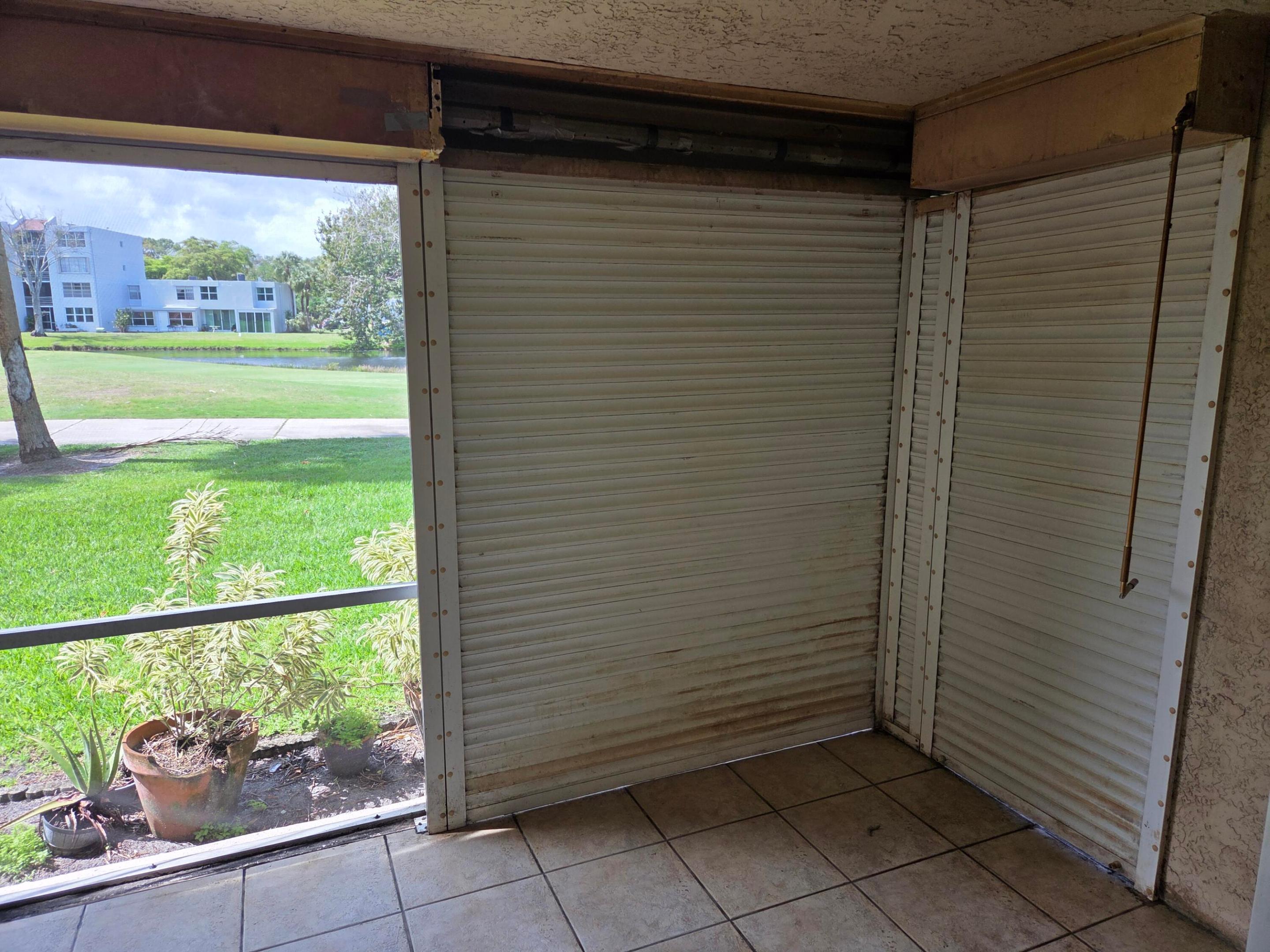 Pine Island Ridge Country - Residential