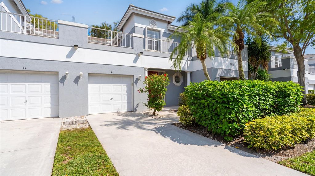 Photo of 10112 Andover Coach Circle #B2, Lake Worth, FL 33449 (MLS # B26018885)