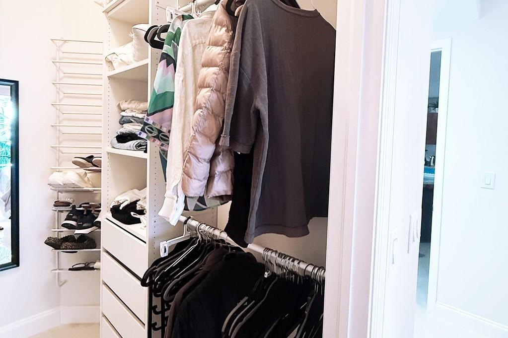 Turnberry Village So Towe - Residential Lease