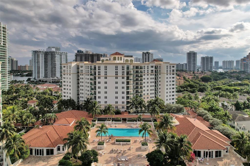 Turnberry Village So Towe - Residential Lease