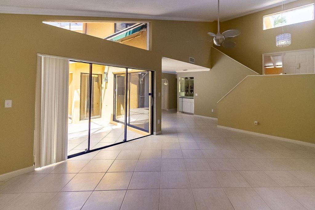 Photo of 6120 Caliente Lane, Boca Raton, FL 33433 (MLS # R10902945)