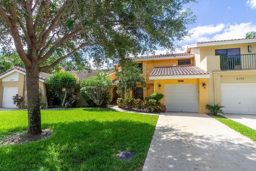 Photo of 6120 Caliente Lane, Boca Raton, FL 33433 (MLS # R10902945)