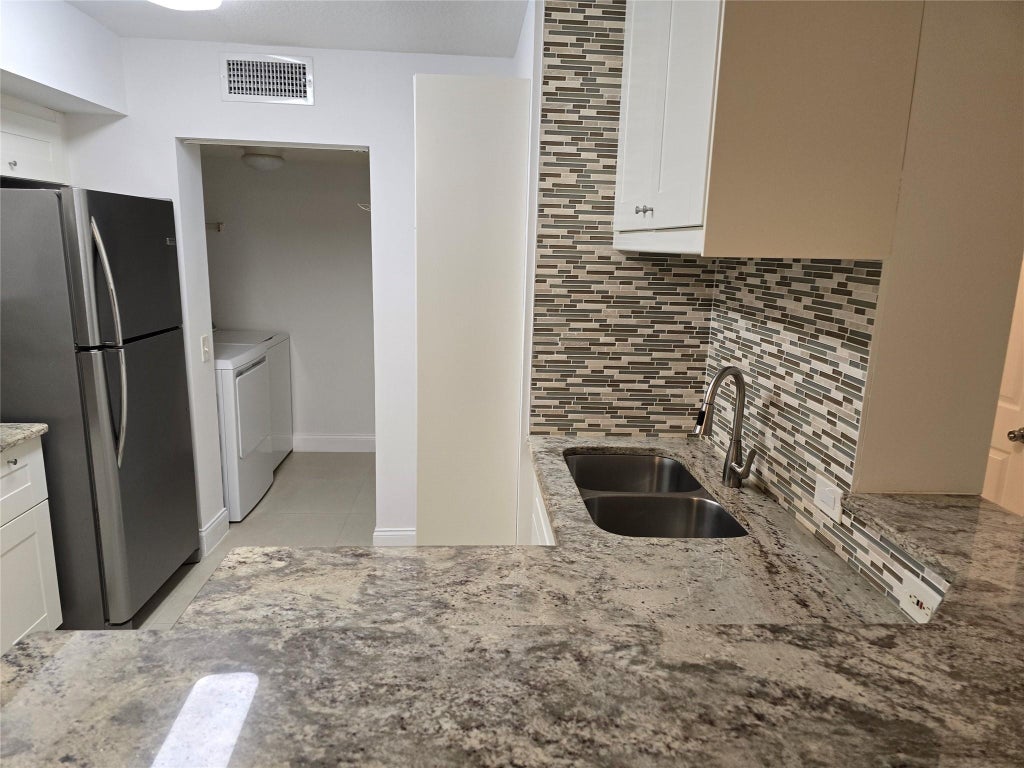 Photo of 914 Villa Circle #914, Boynton Beach, FL 33435 (MLS # F10481335)