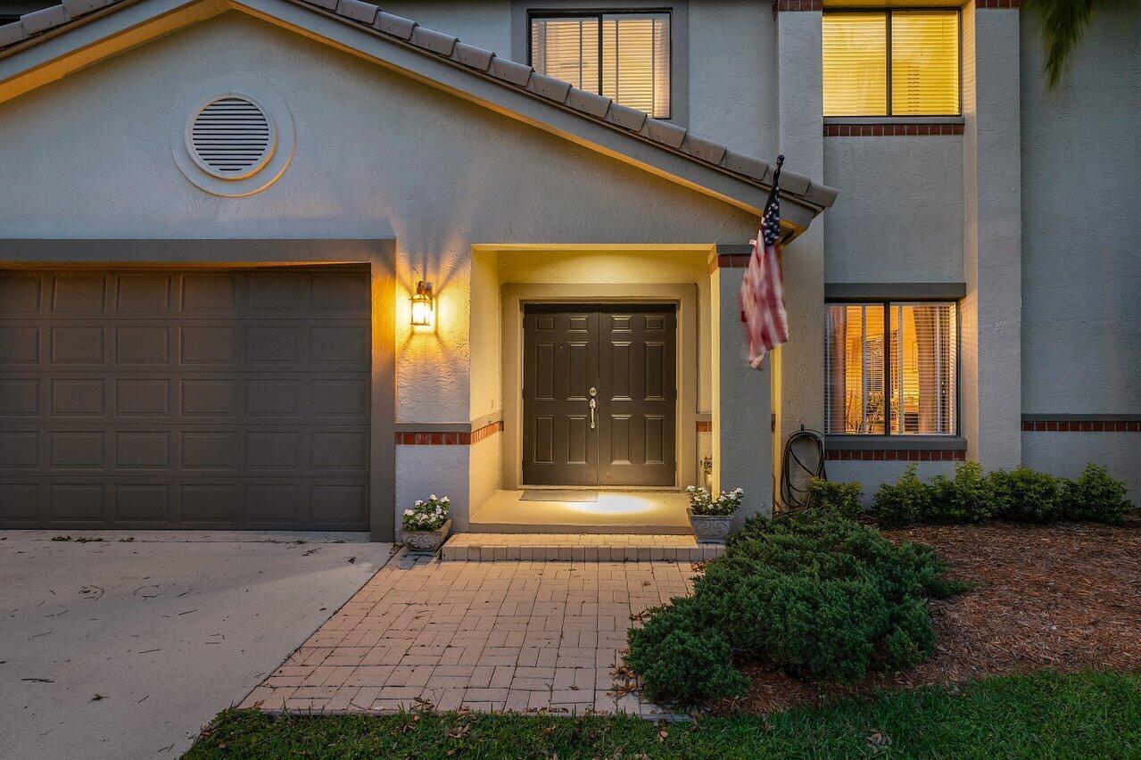 ISLAND LAKES - Residential