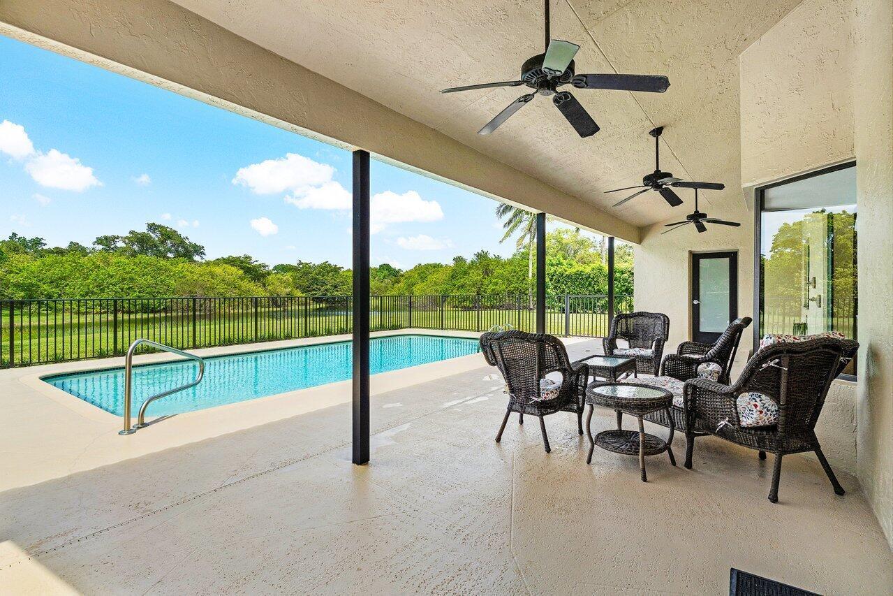 ISLAND LAKES - Residential