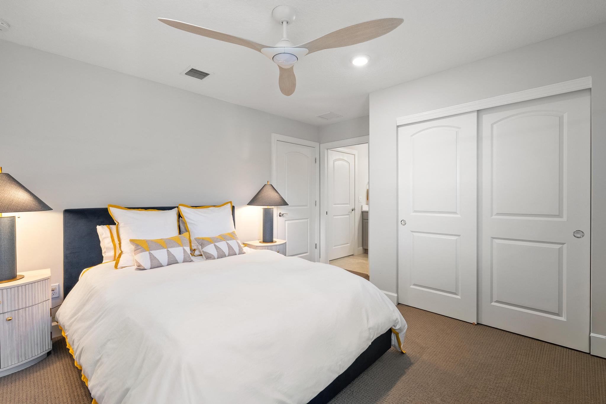 SONOMA ISLES - Residential