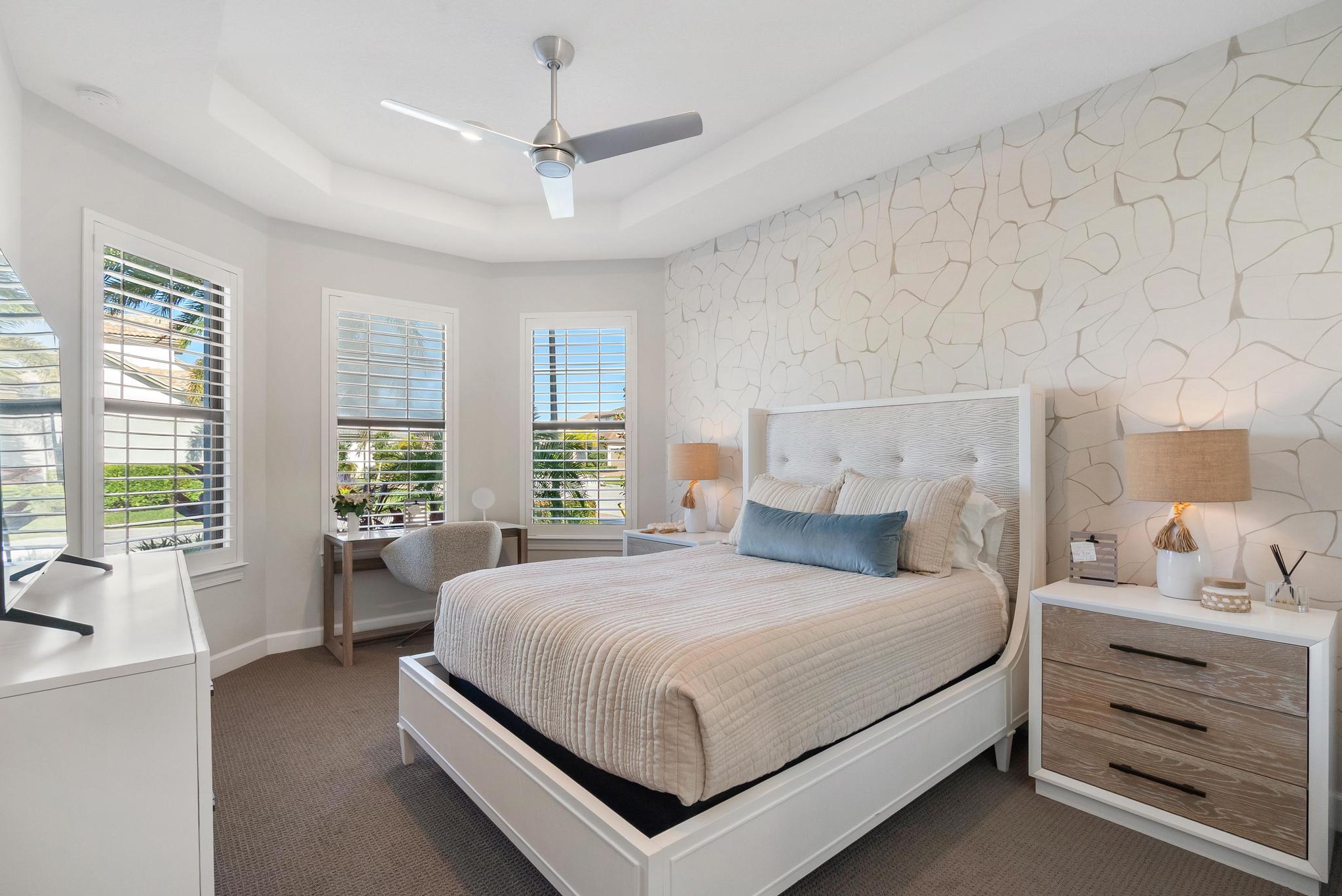 SONOMA ISLES - Residential