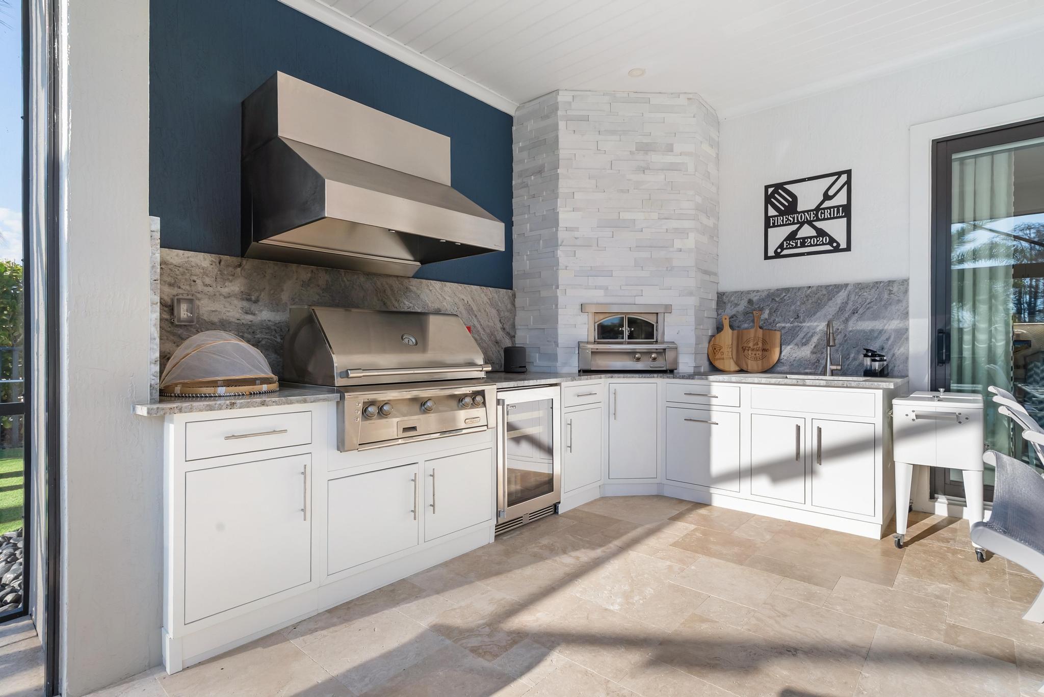 SONOMA ISLES - Residential