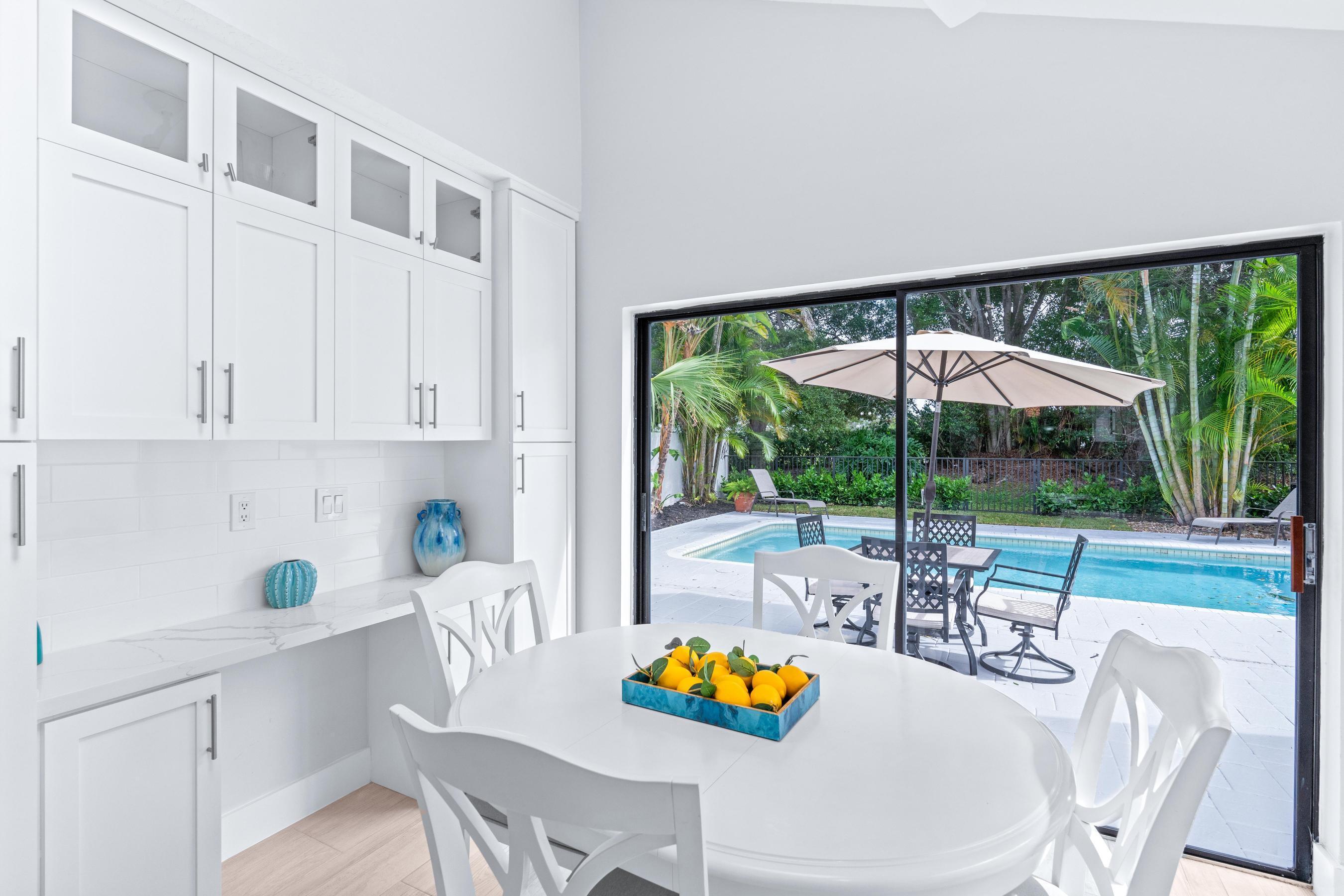 WINDSOR WAY PL 1 - Residential