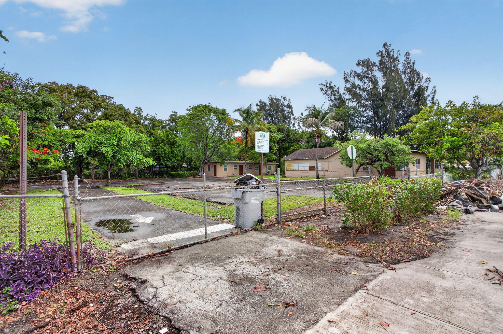 MONTICELLO PARK AMENDED PLAT - Land