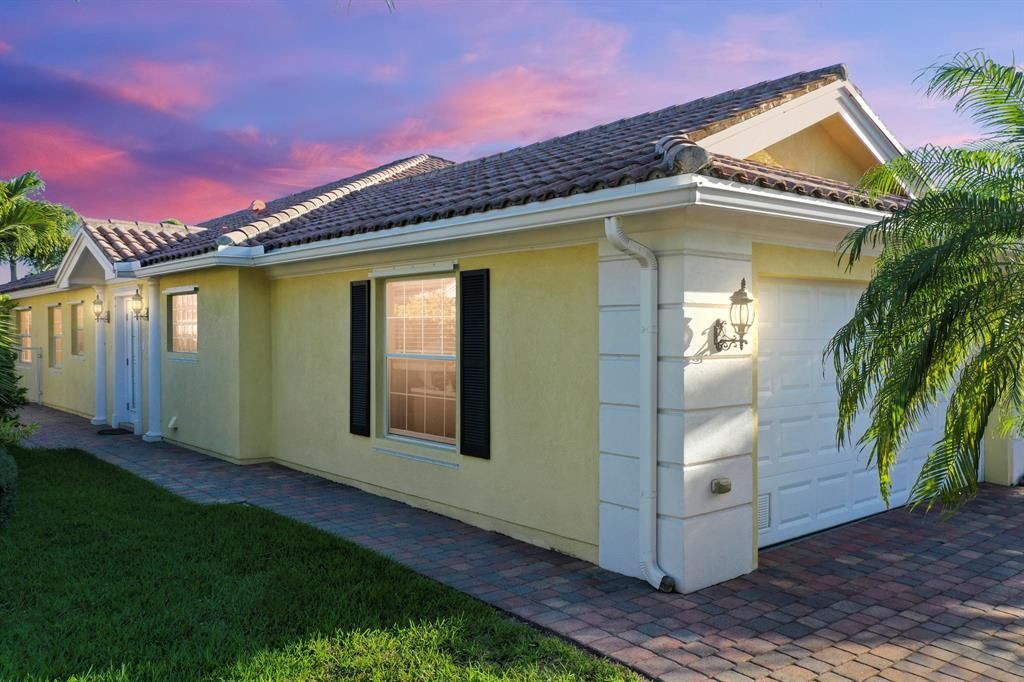 Photo of 10440 SW Stratton Drive, Port Saint Lucie, FL 34987 (MLS # R10699426)