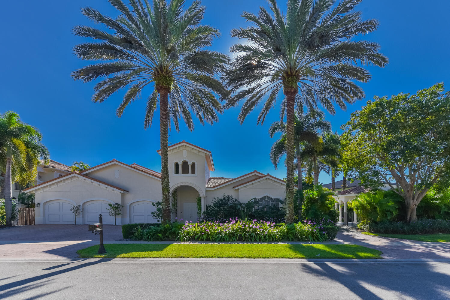 Mizner Country Club - Residential