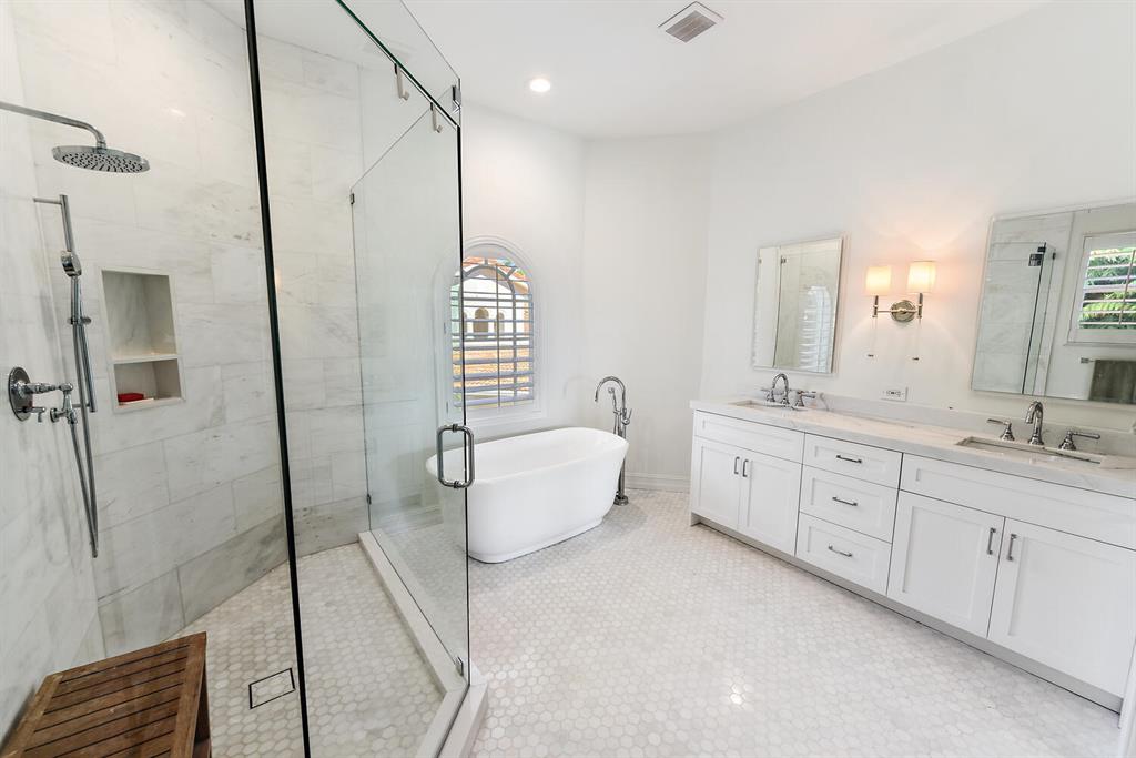 Mizner Country Club - Residential