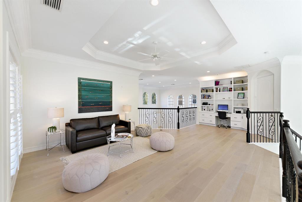 Mizner Country Club - Residential