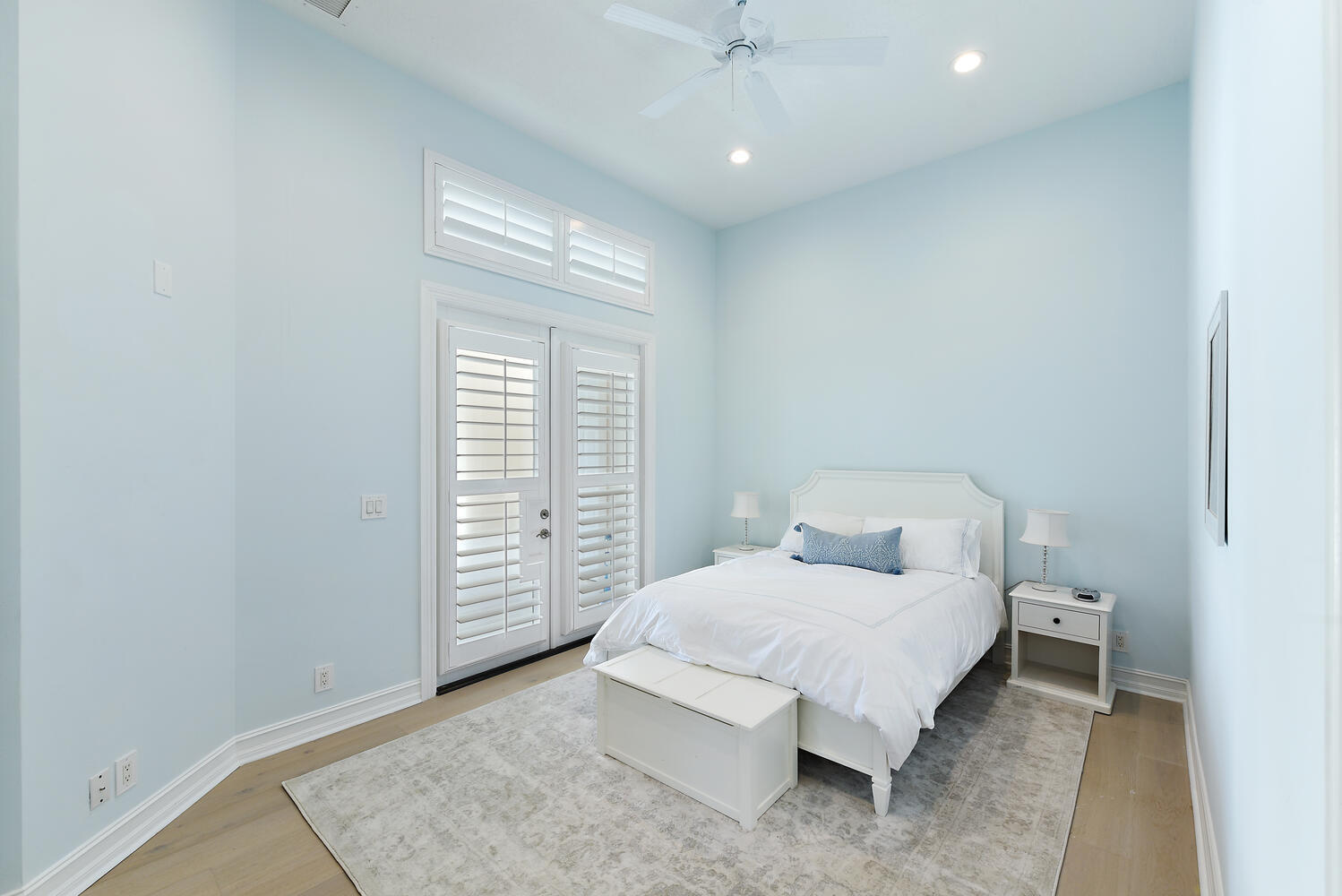 Mizner Country Club - Residential