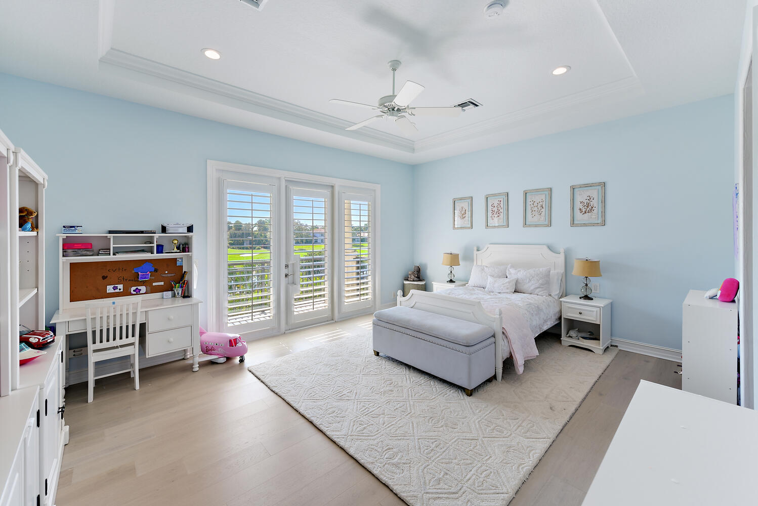 Mizner Country Club - Residential