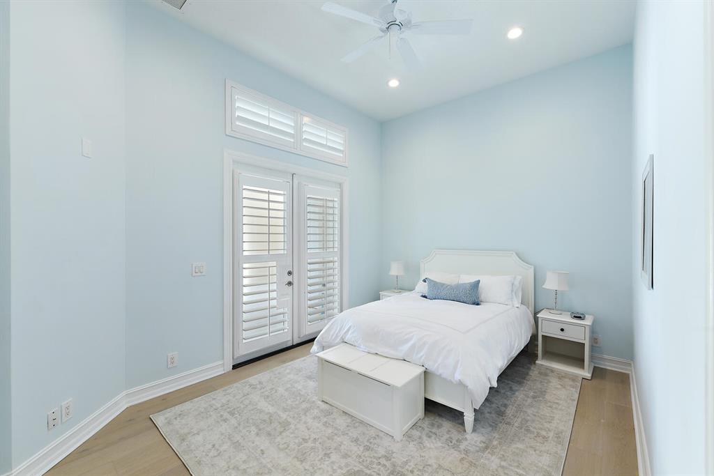 Mizner Country Club - Residential