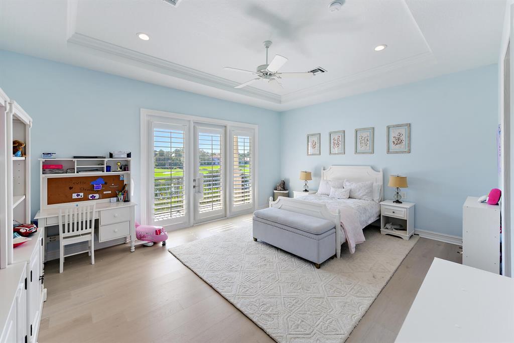 Mizner Country Club - Residential