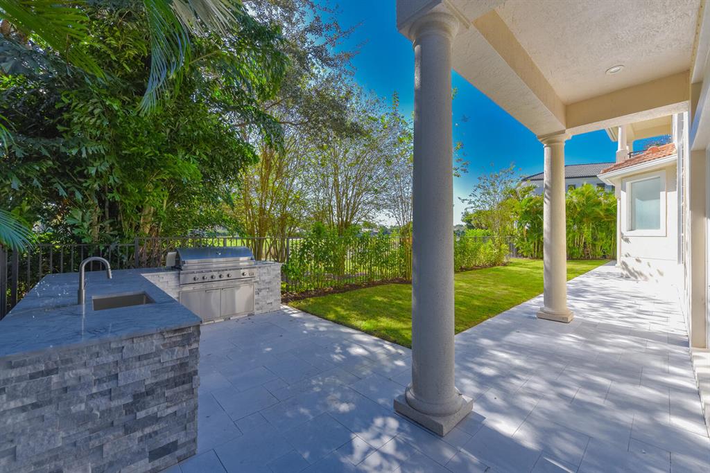 Mizner Country Club - Residential