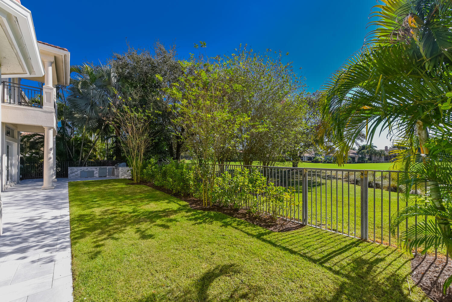 Mizner Country Club - Residential