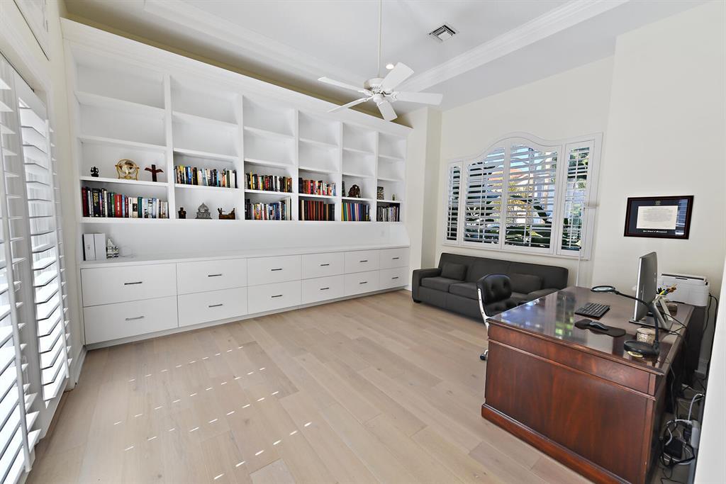 Mizner Country Club - Residential