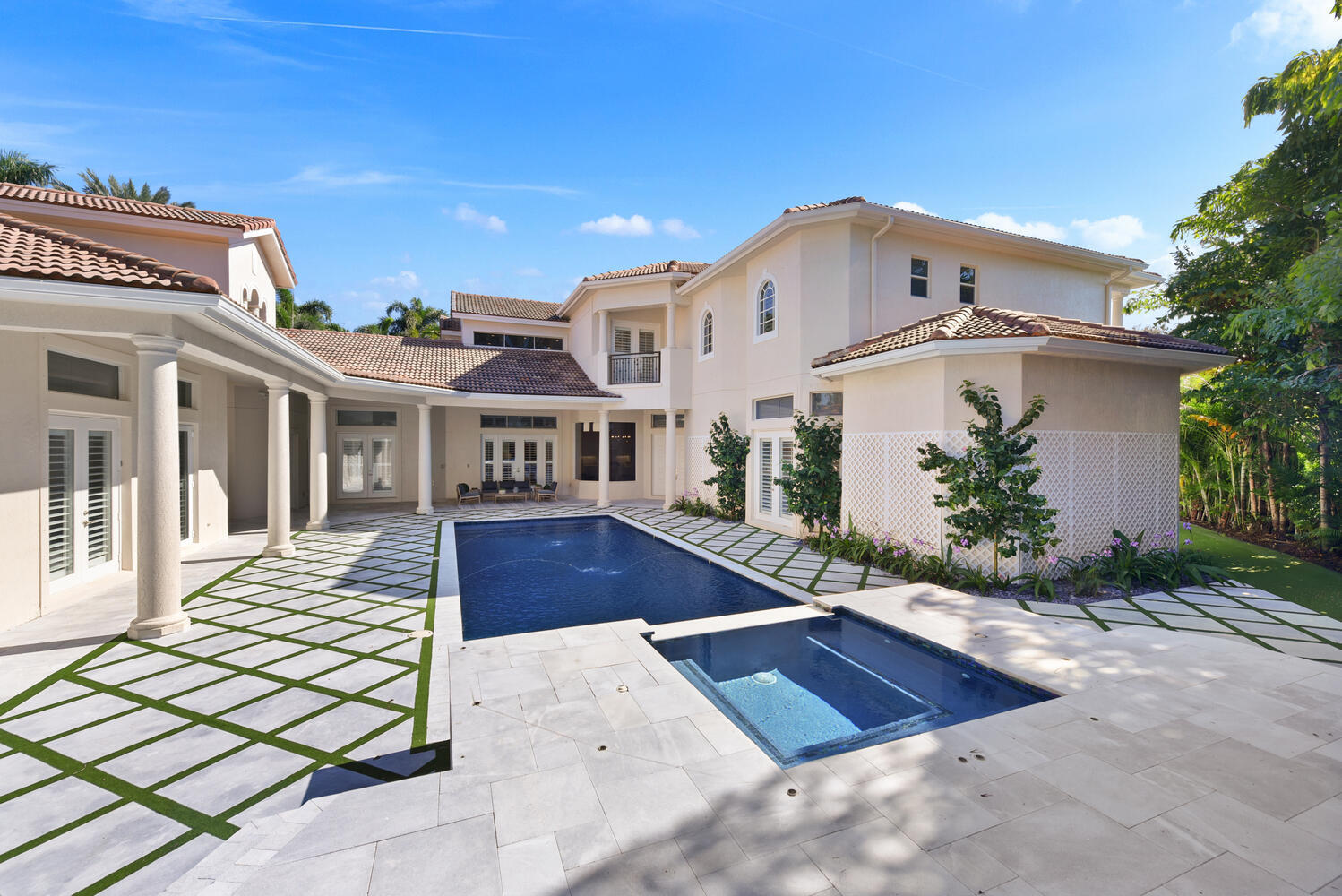 Mizner Country Club - Residential