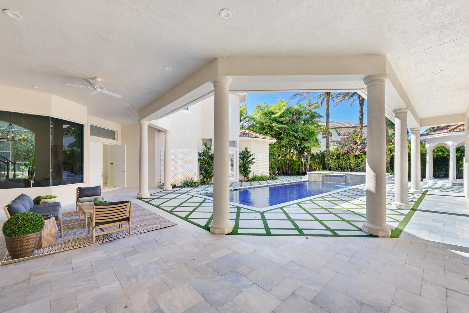 Mizner Country Club - Residential