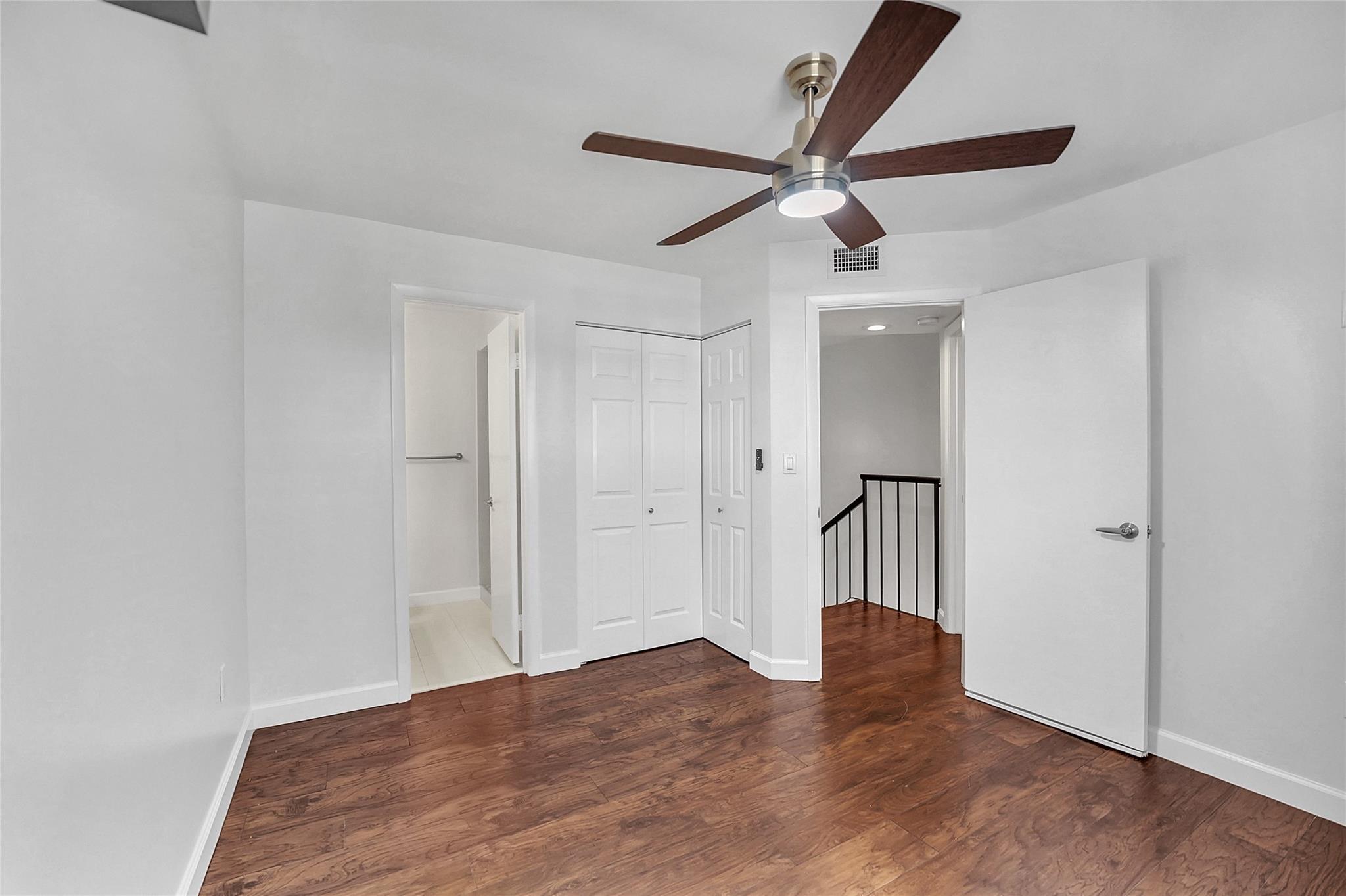 GABLES POINT CONDO I - Residential Lease