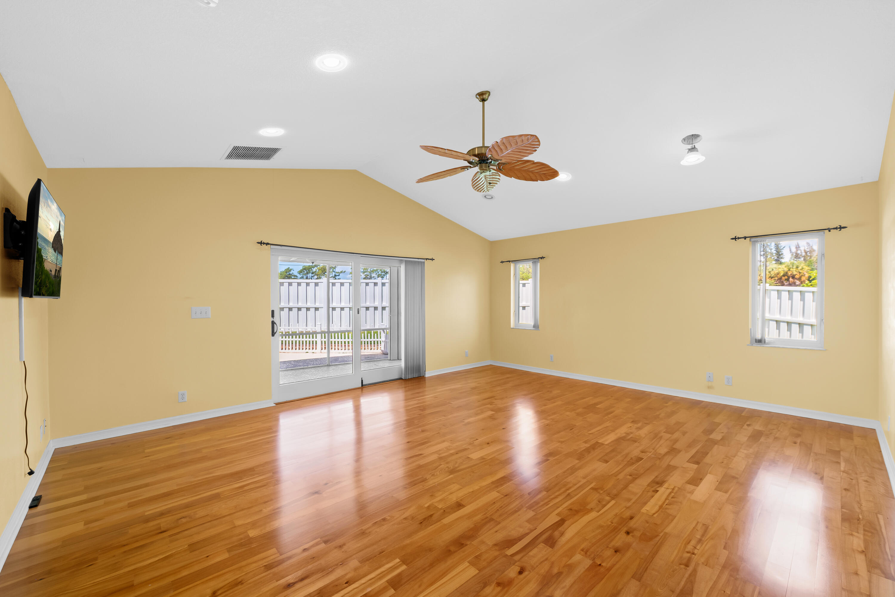 CRESTWOOD UNIT 1 PL 4 - Residential