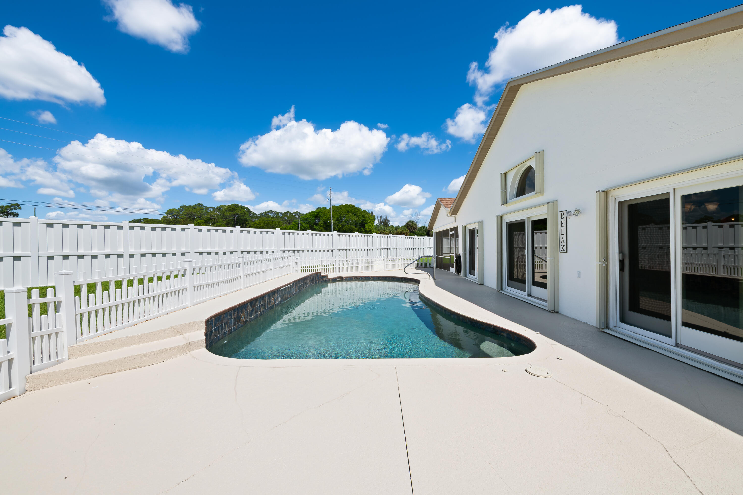 CRESTWOOD UNIT 1 PL 4 - Residential